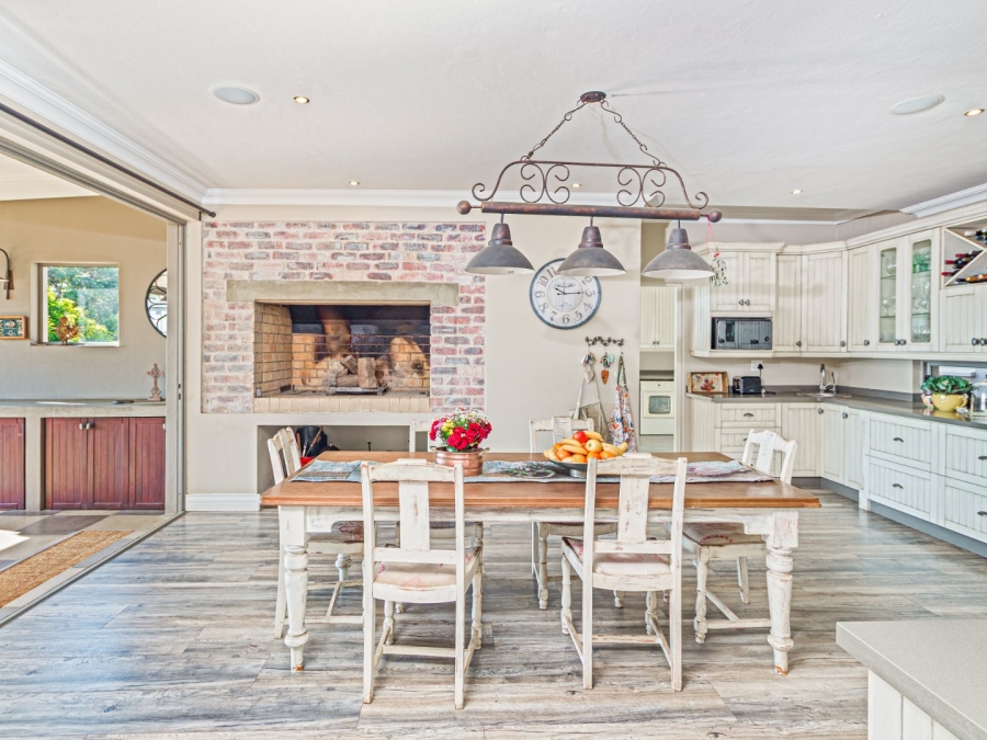 4 Bedroom Property for Sale in Copperleaf Estate Gauteng