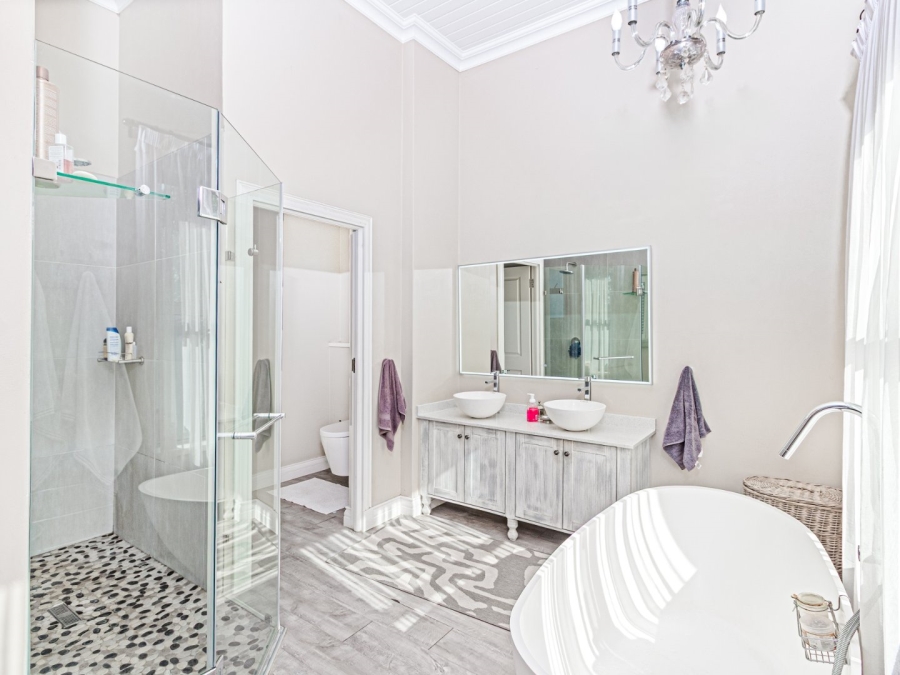 4 Bedroom Property for Sale in Copperleaf Estate Gauteng