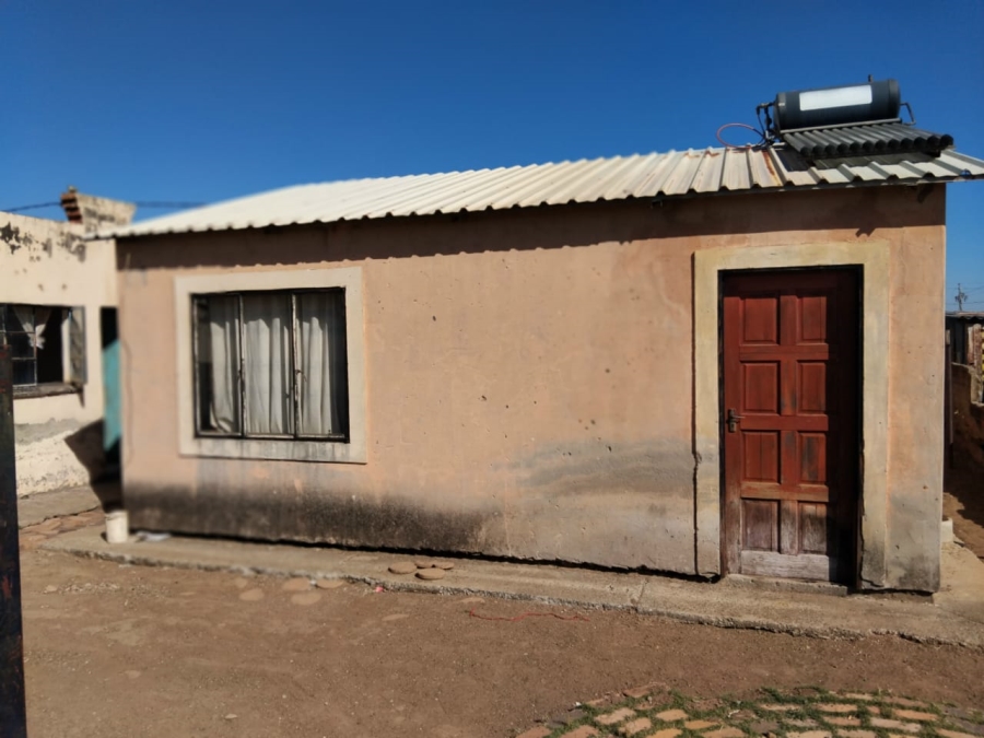 2 Bedroom Property for Sale in Lenasia Ext 1 Gauteng