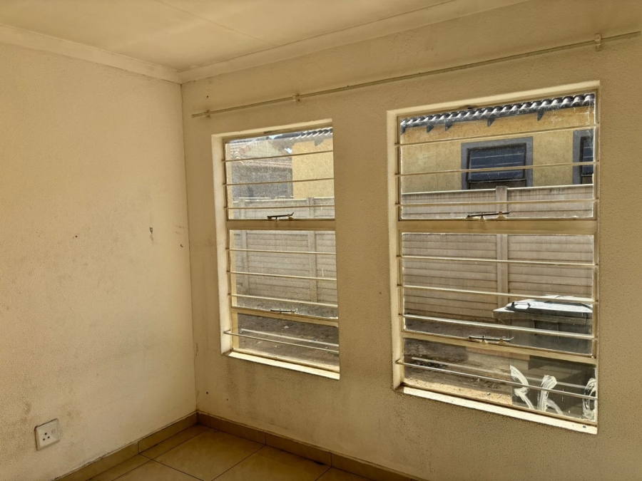 To Let 3 Bedroom Property for Rent in Alveda Gauteng
