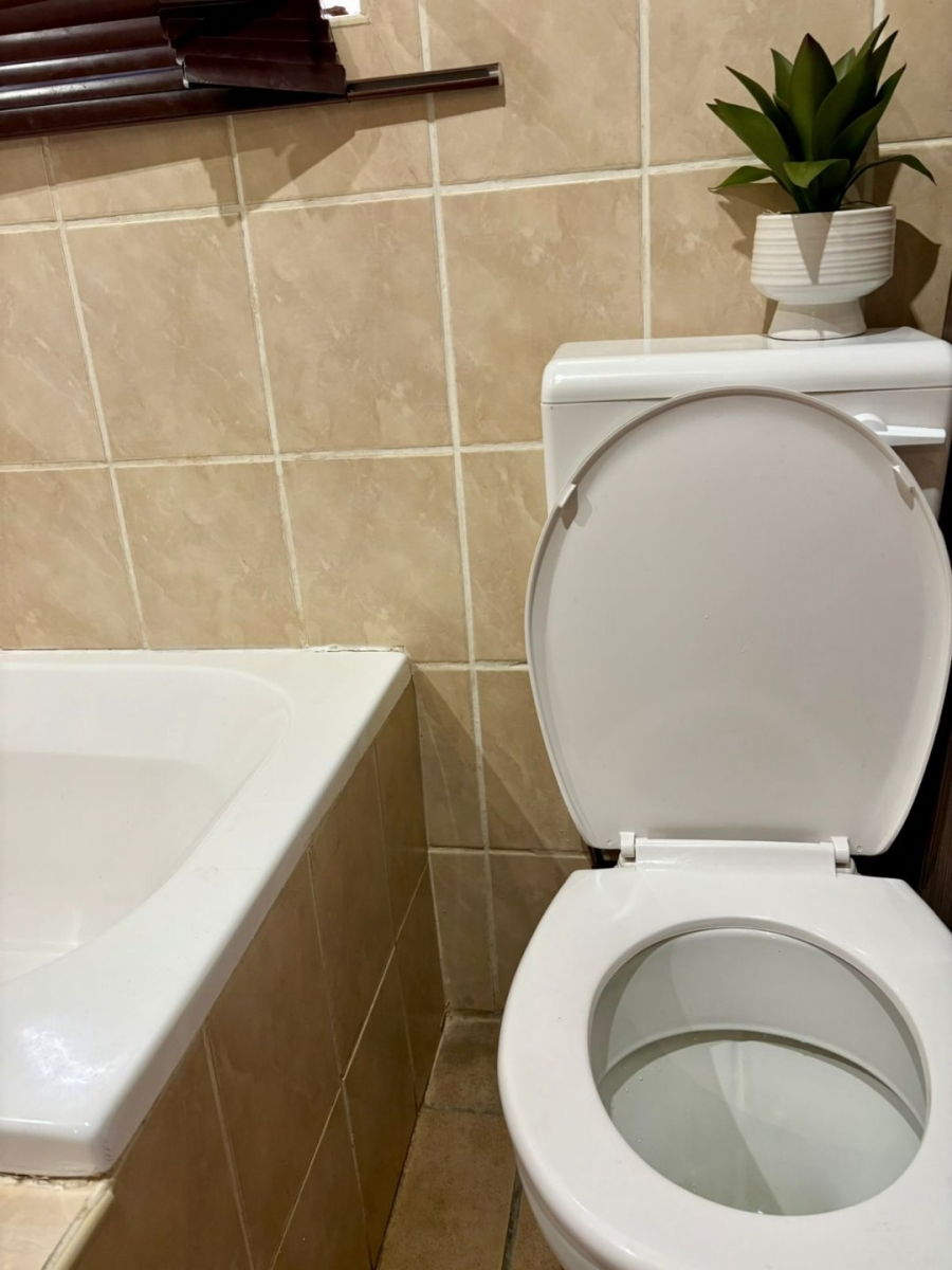 5 Bedroom Property for Sale in Lyttelton Manor Gauteng