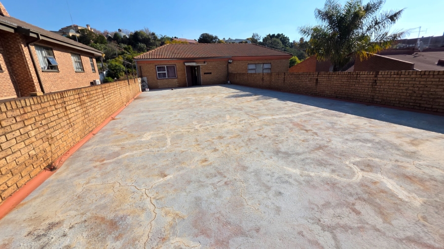 To Let commercial Property for Rent in Laudium Gauteng