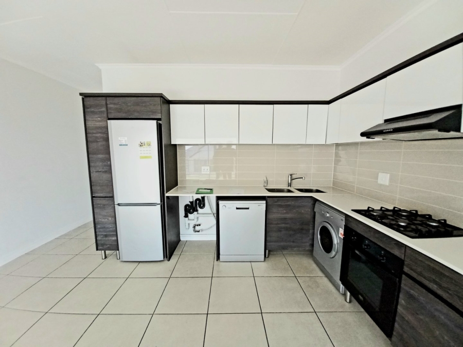1 Bedroom Property for Sale in Greenstone Hill Gauteng