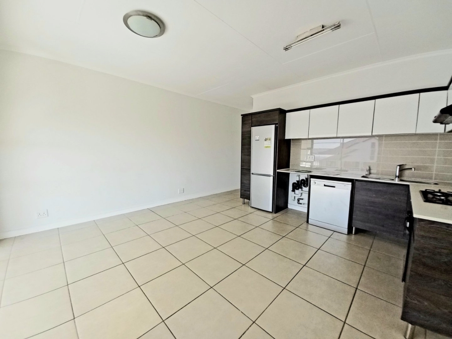 1 Bedroom Property for Sale in Greenstone Hill Gauteng