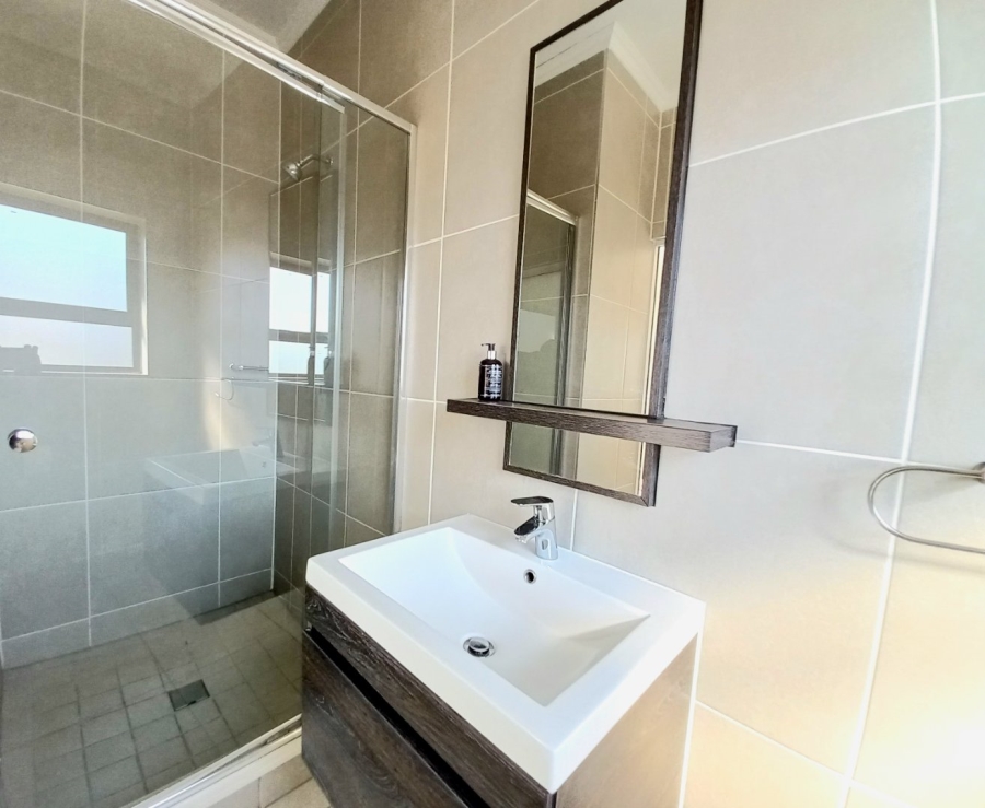 1 Bedroom Property for Sale in Greenstone Hill Gauteng