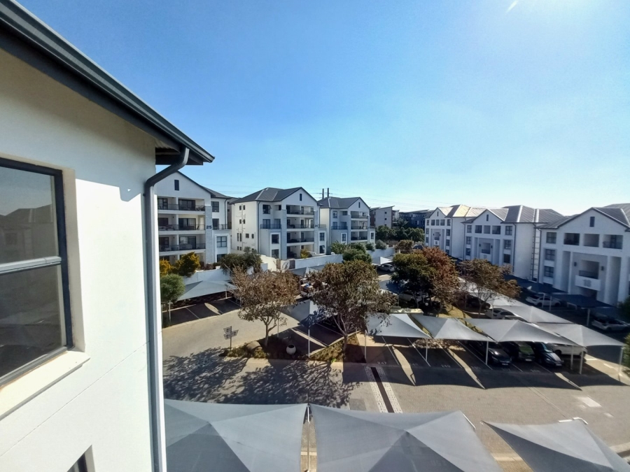 1 Bedroom Property for Sale in Greenstone Hill Gauteng