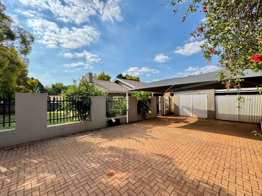 3 Bedroom Property for Sale in Lyttelton Manor Gauteng