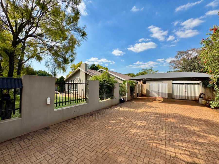 3 Bedroom Property for Sale in Lyttelton Manor Gauteng