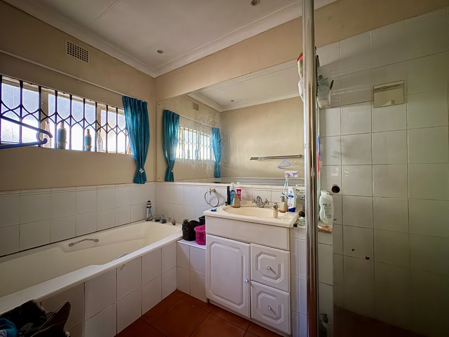 3 Bedroom Property for Sale in Lyttelton Manor Gauteng