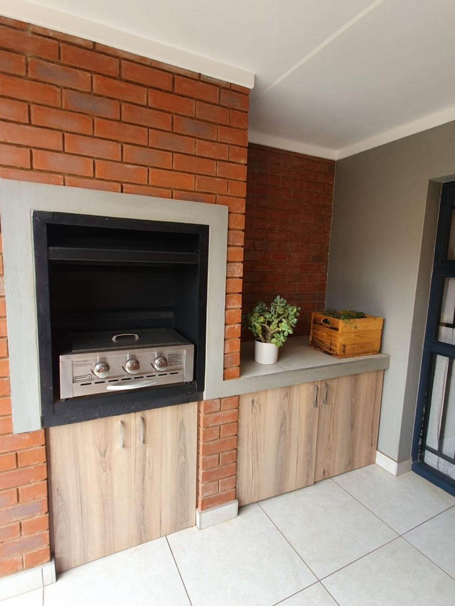 To Let 2 Bedroom Property for Rent in Irene Gauteng