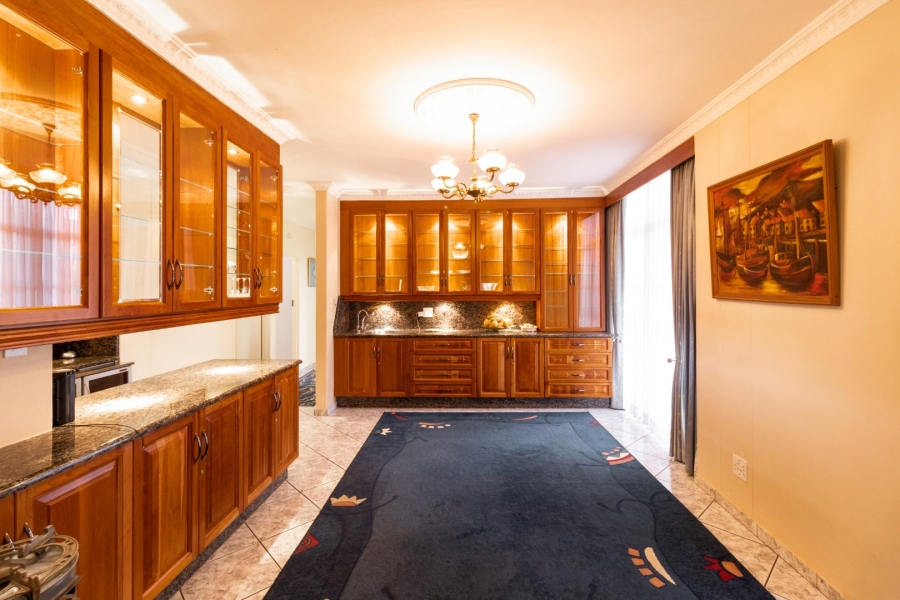 To Let 3 Bedroom Property for Rent in Riviera Gauteng