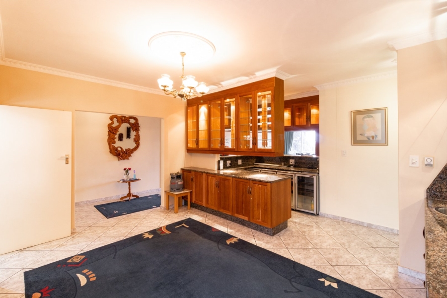 To Let 3 Bedroom Property for Rent in Riviera Gauteng
