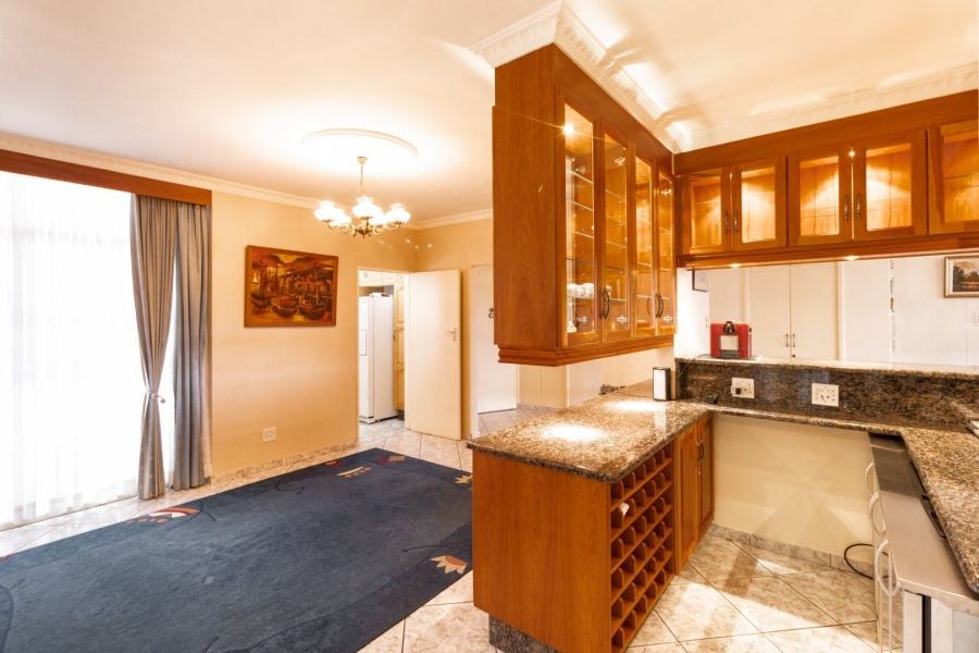 To Let 3 Bedroom Property for Rent in Riviera Gauteng