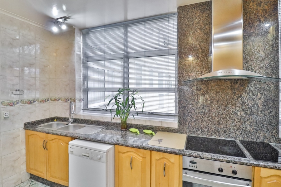 To Let 3 Bedroom Property for Rent in Riviera Gauteng