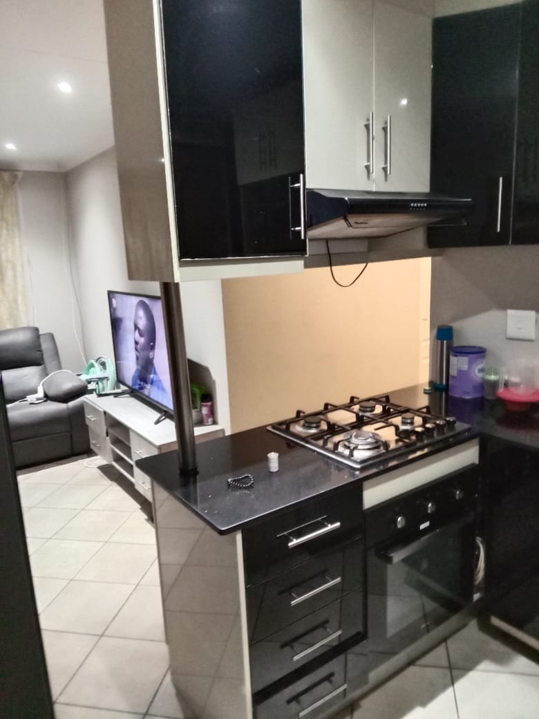 3 Bedroom Property for Sale in Windmill Park Gauteng