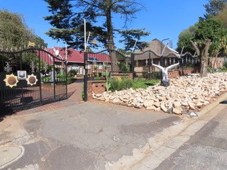 4 Bedroom Property for Sale in Dawnview Gauteng