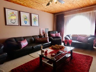 4 Bedroom Property for Sale in Dawnview Gauteng
