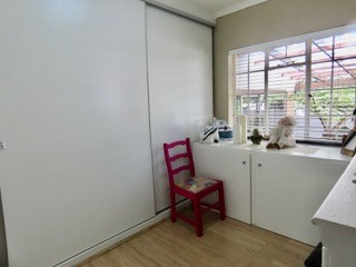 4 Bedroom Property for Sale in Dawnview Gauteng