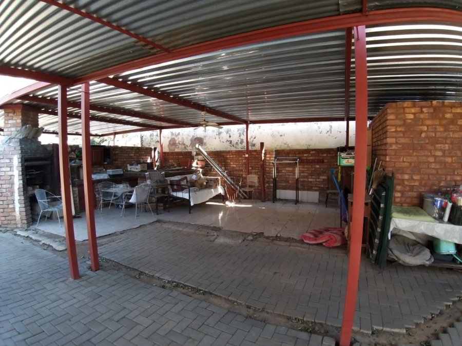 3 Bedroom Property for Sale in Capital Park Gauteng