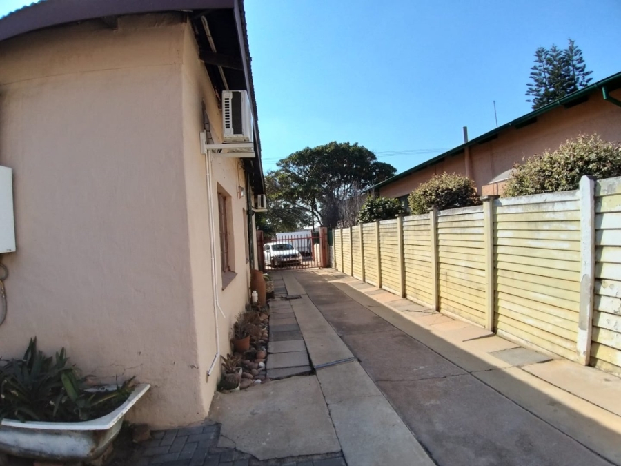 3 Bedroom Property for Sale in Capital Park Gauteng