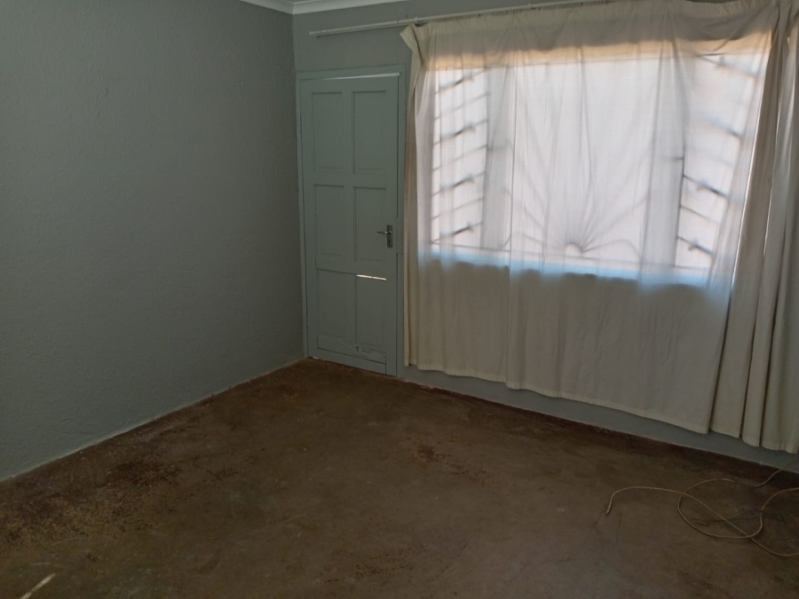 2 Bedroom Property for Sale in Soshanguve GG Gauteng