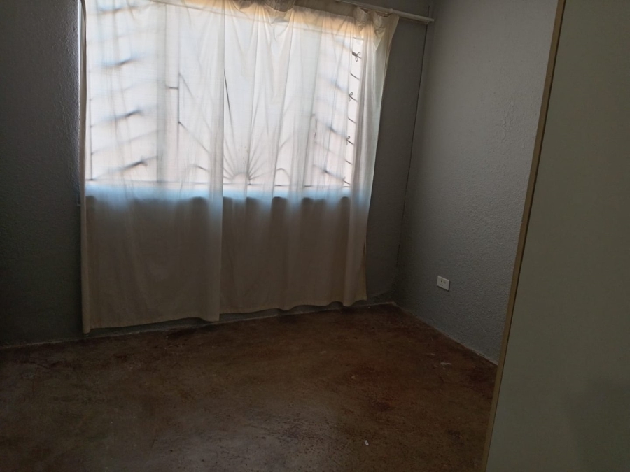 2 Bedroom Property for Sale in Soshanguve GG Gauteng