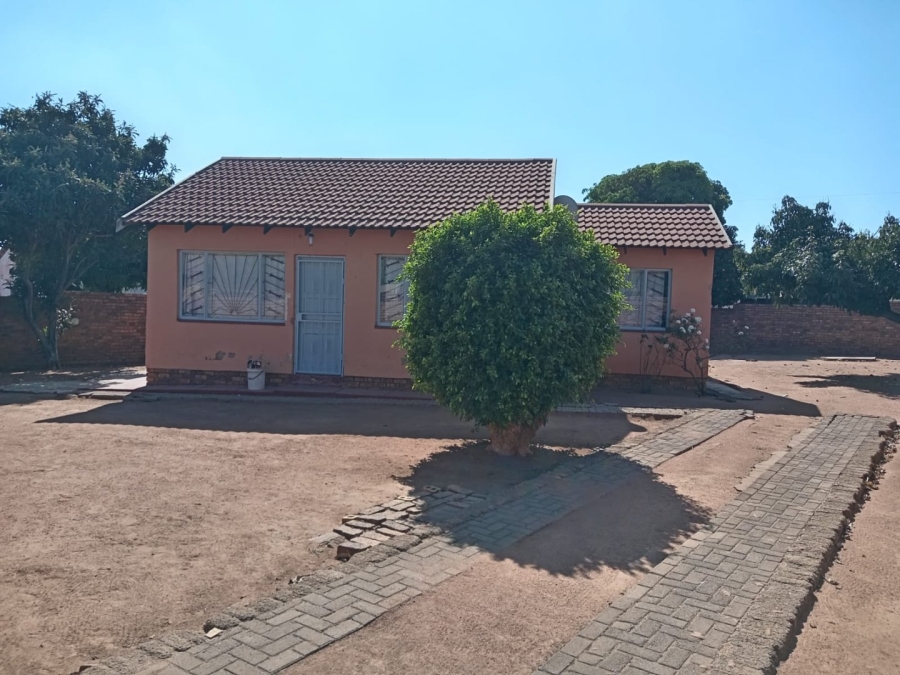 2 Bedroom Property for Sale in Soshanguve GG Gauteng