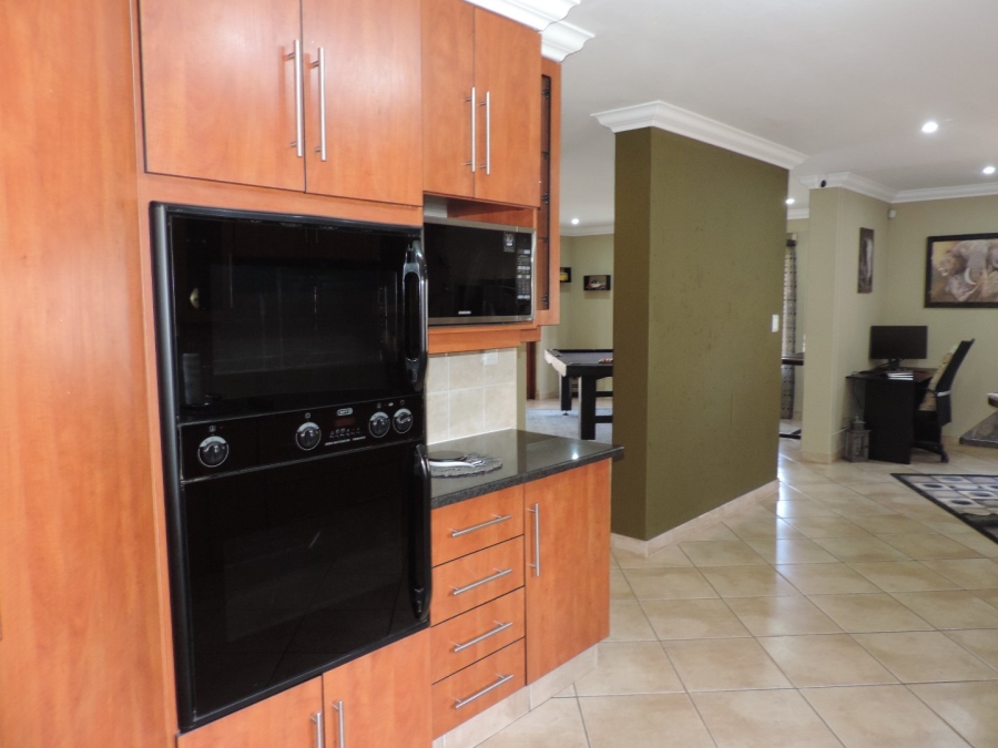 4 Bedroom Property for Sale in Moreleta Park Gauteng