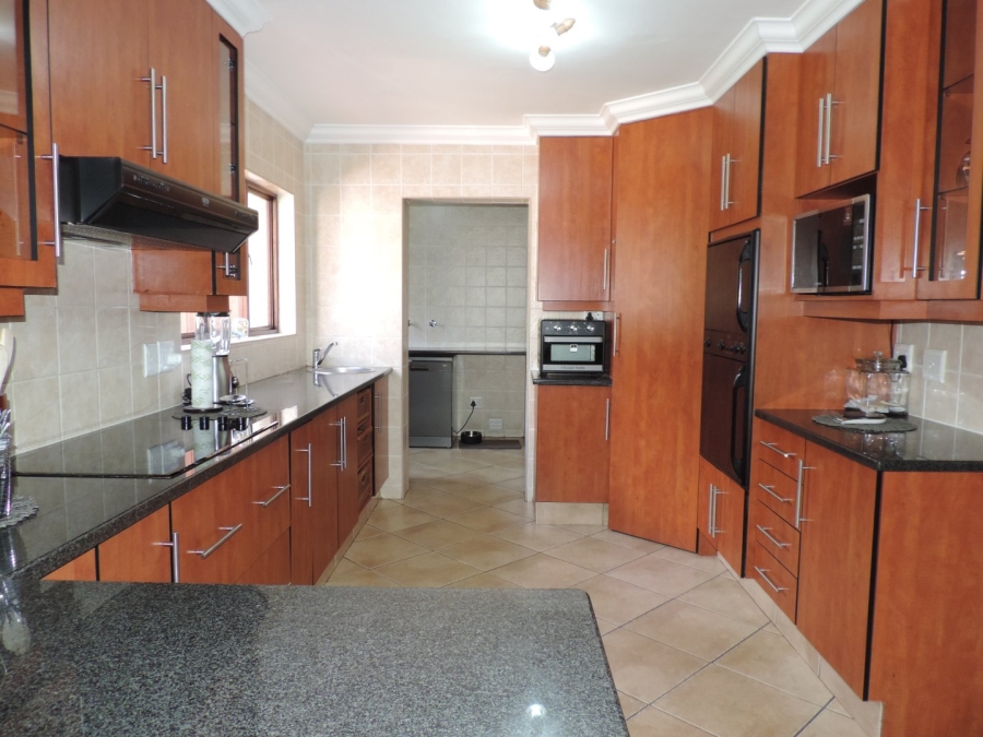 4 Bedroom Property for Sale in Moreleta Park Gauteng