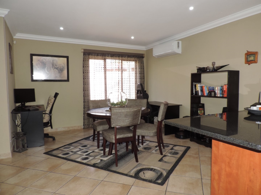 4 Bedroom Property for Sale in Moreleta Park Gauteng