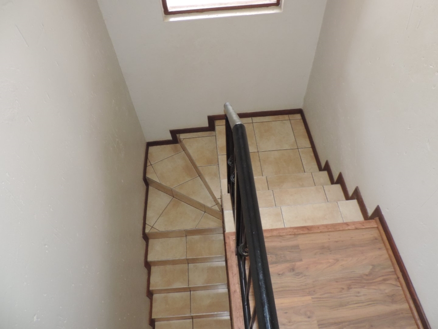 4 Bedroom Property for Sale in Moreleta Park Gauteng