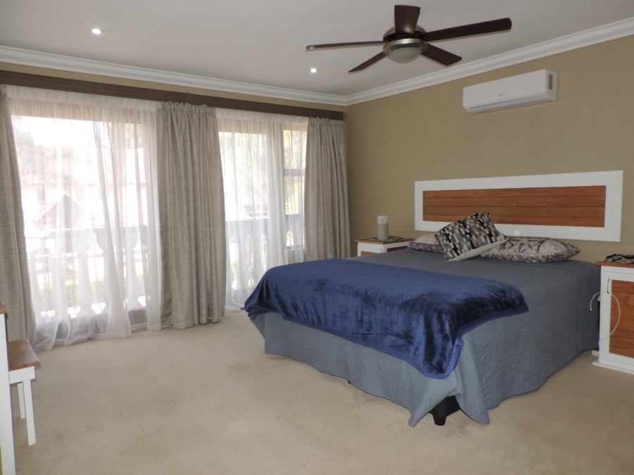 4 Bedroom Property for Sale in Moreleta Park Gauteng