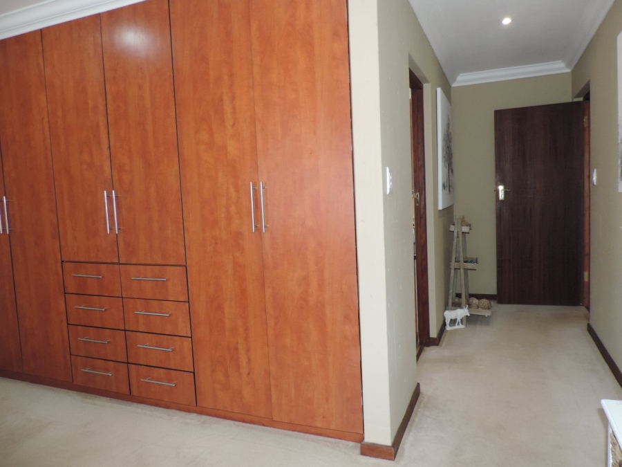 4 Bedroom Property for Sale in Moreleta Park Gauteng
