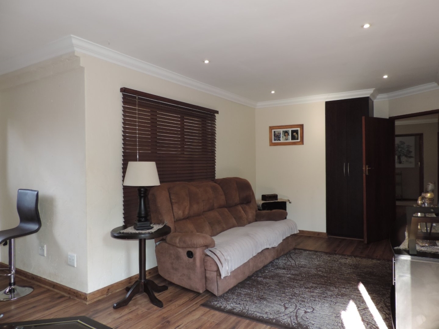 4 Bedroom Property for Sale in Moreleta Park Gauteng