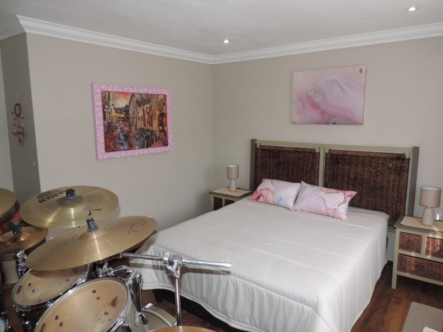 4 Bedroom Property for Sale in Moreleta Park Gauteng