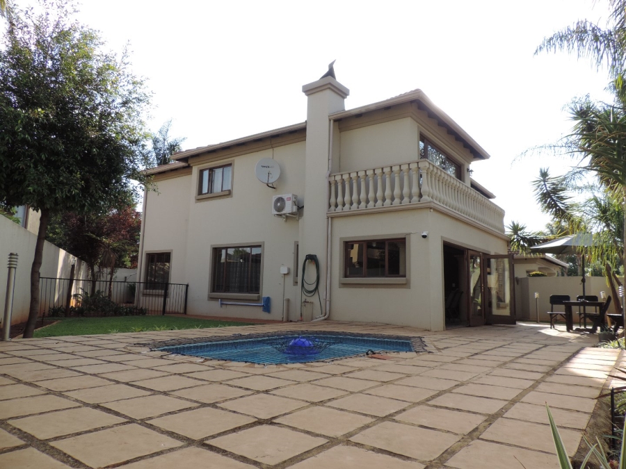 4 Bedroom Property for Sale in Moreleta Park Gauteng