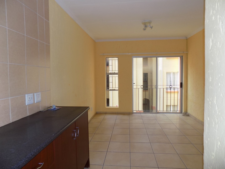 2 Bedroom Property for Sale in Ormonde View Gauteng