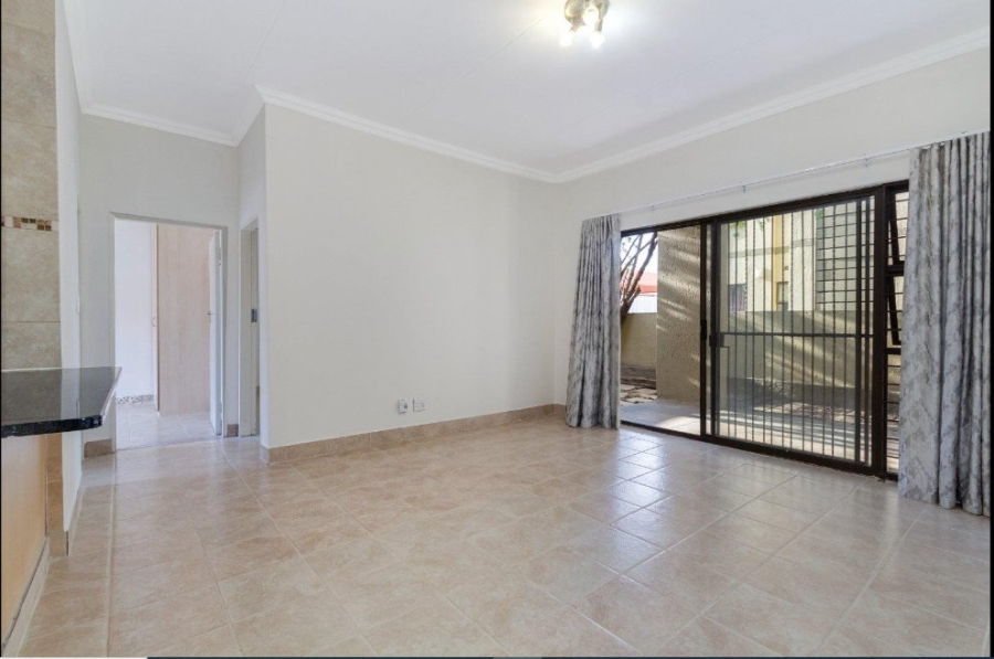 To Let 2 Bedroom Property for Rent in Lonehill Gauteng