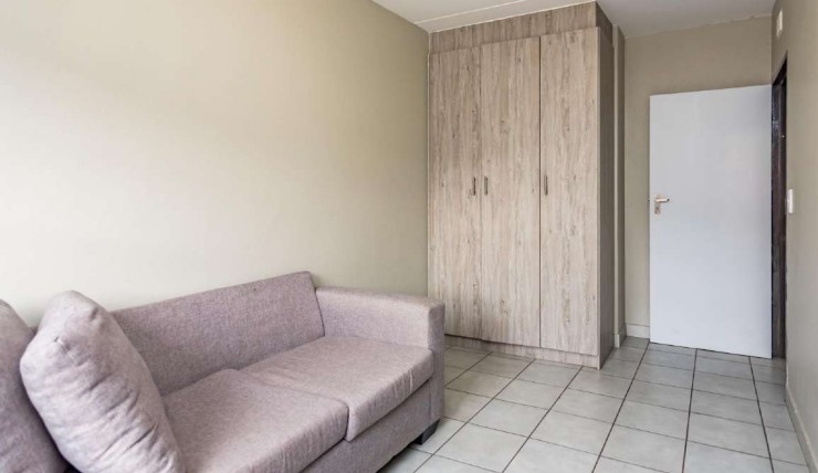 2 Bedroom Property for Sale in Heuweloord Gauteng