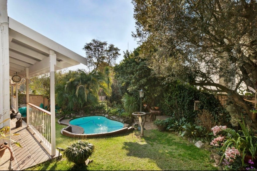 3 Bedroom Property for Sale in Buccleuch Gauteng