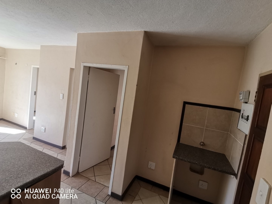 To Let 2 Bedroom Property for Rent in The Orchards Gauteng
