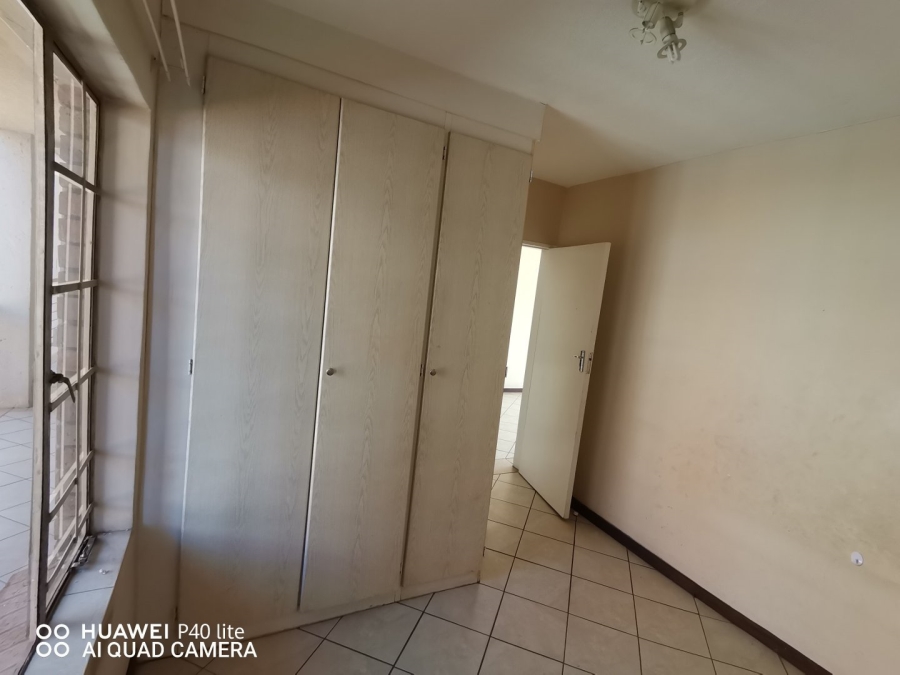 To Let 2 Bedroom Property for Rent in The Orchards Gauteng