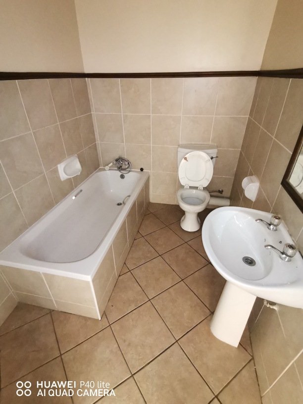 To Let 2 Bedroom Property for Rent in The Orchards Gauteng