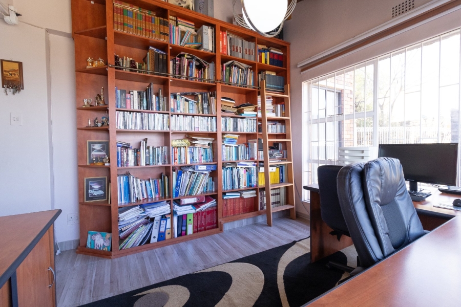 4 Bedroom Property for Sale in Bassonia Gauteng