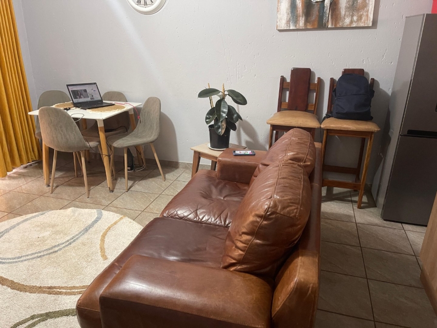 2 Bedroom Property for Sale in Groblerpark Gauteng