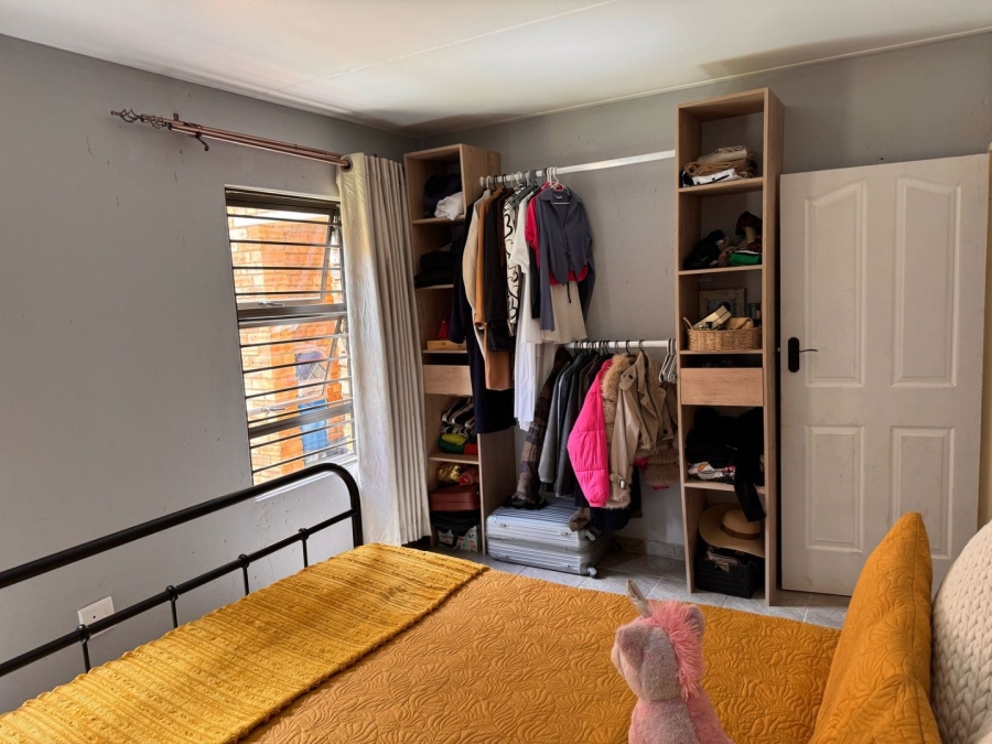 2 Bedroom Property for Sale in Groblerpark Gauteng