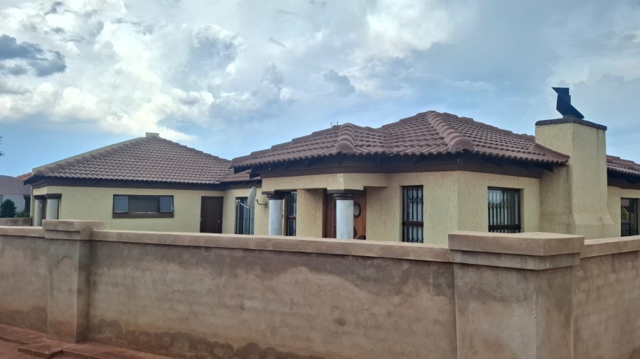 4 Bedroom Property for Sale in The Orchards Gauteng