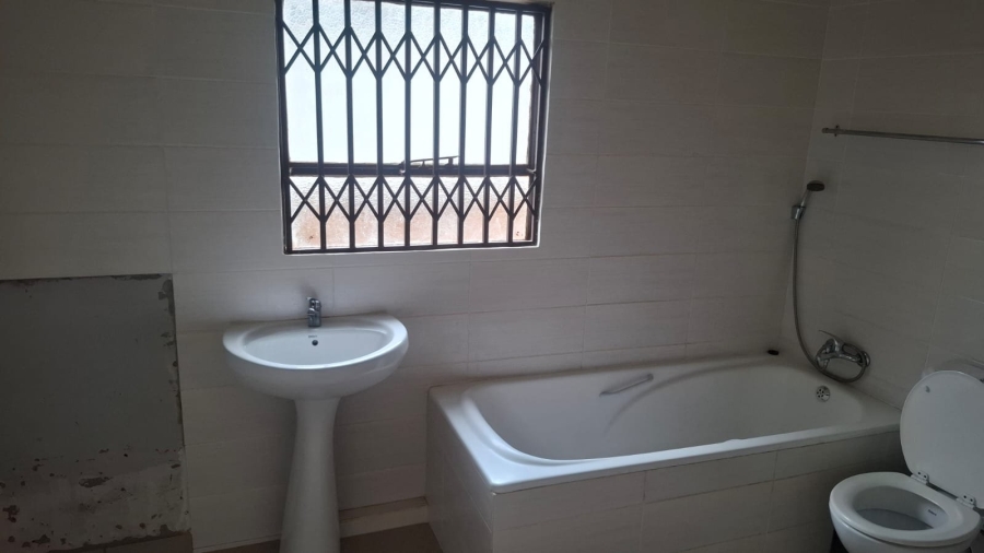 4 Bedroom Property for Sale in The Orchards Gauteng