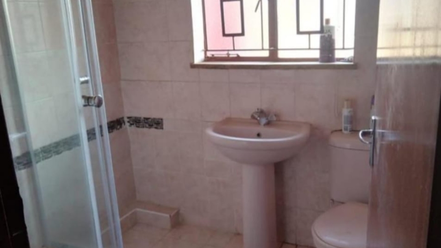 3 Bedroom Property for Sale in Sebokeng Zone 13 Gauteng