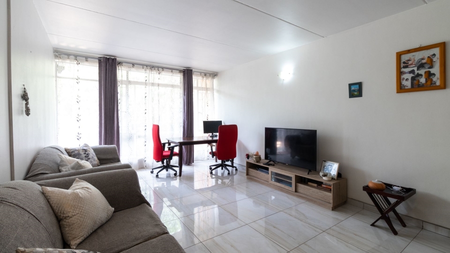 To Let 2 Bedroom Property for Rent in Edenvale Central Gauteng